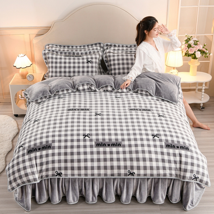 91家纺网 家纺一手货源 找家纺 羽梦2025新款8.5斤牛奶法莱绒金貂法兰绒四件套直播爆款蝴蝶恋-灰