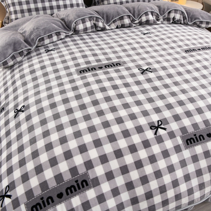 91家纺网 家纺一手货源 找家纺 羽梦2025新款8.5斤牛奶法莱绒金貂法兰绒四件套直播爆款蝴蝶恋-灰