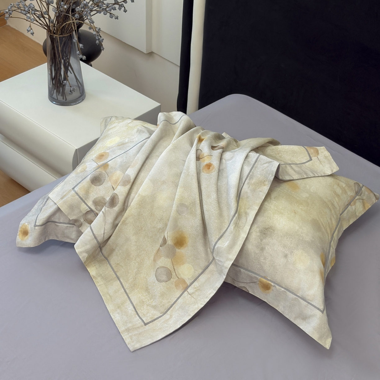 91家纺网 家纺一手货源 找家纺 未来家居 2025新款焕新南疆秋冬全棉加厚磨毛纯色印花四件套 知薇-灰