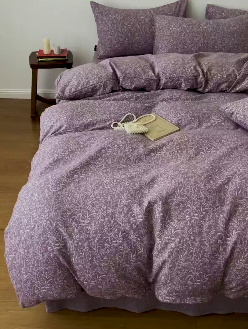 91家纺网 家纺一手货源 找家纺 梦纤绒 2025秋冬新款A类高克重亚麻复古诧季风原麻系列四件套 鸢尾紫