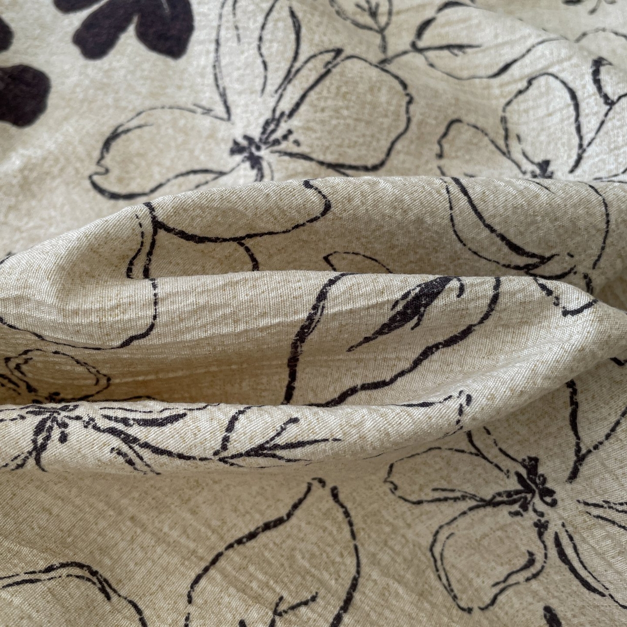 91家纺网 家纺一手货源 找家纺 梦纤绒 2025秋冬新款A类高克重亚麻复古诧季风原麻系列四件套 约定咖