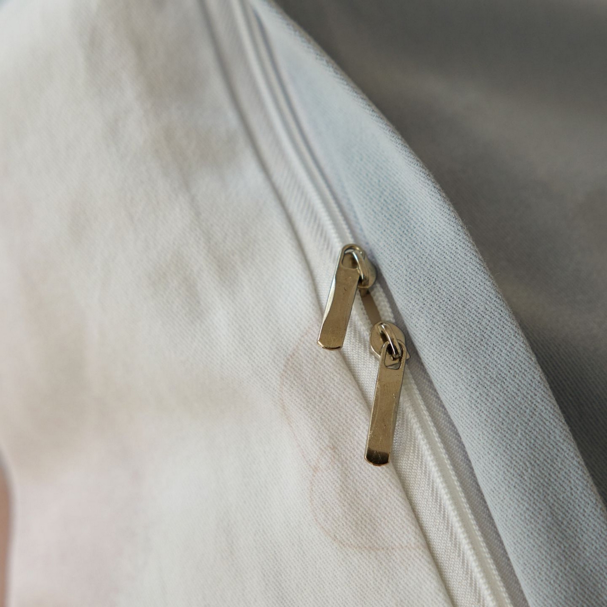 91家纺网 家纺一手货源 找家纺 未来家居 2025新款焕新南疆秋冬全棉加厚磨毛纯色印花四件套 萌萌兔粉