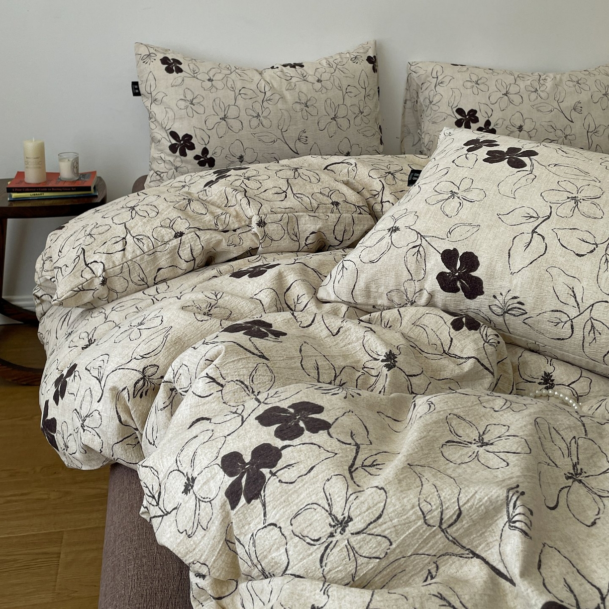 91家纺网 家纺一手货源 找家纺 梦纤绒 2025秋冬新款A类高克重亚麻复古诧季风原麻系列四件套 约定咖