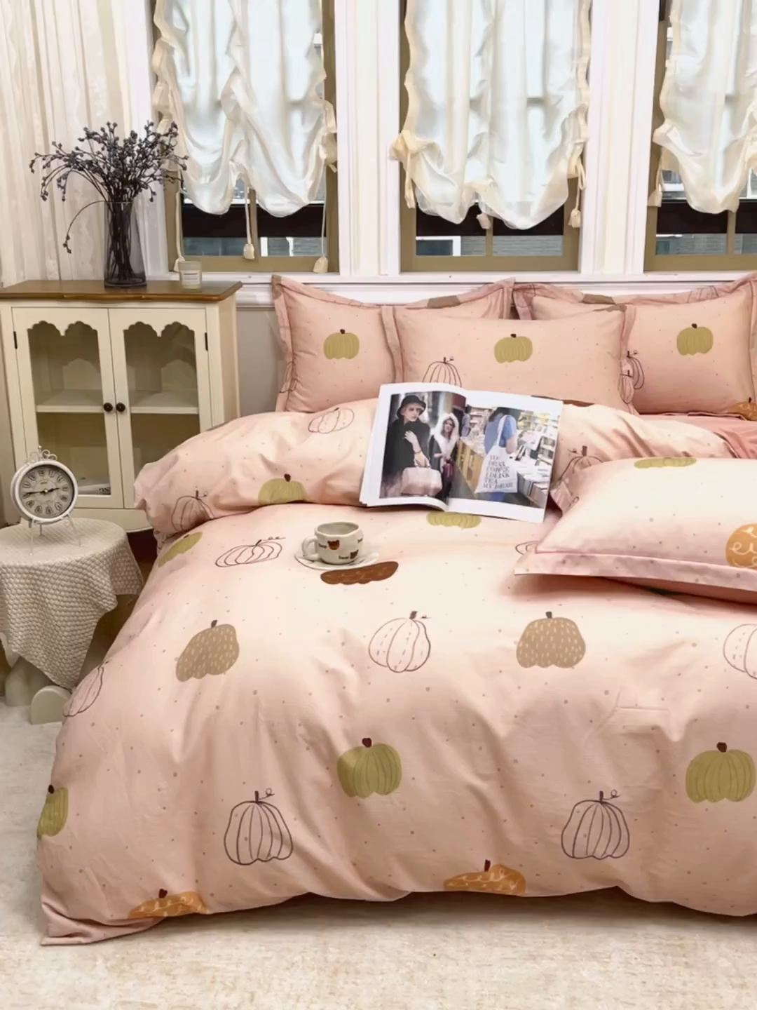 91家纺网 家纺一手货源 找家纺 未来家居 2025新款焕新南疆秋冬全棉加厚磨毛纯色印花四件套 南瓜派-粉