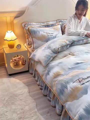 91家纺网 家纺一手货源 找家纺 羽梦2025新款8.5斤牛奶法莱绒金貂法兰绒四件套直播爆款幻镜