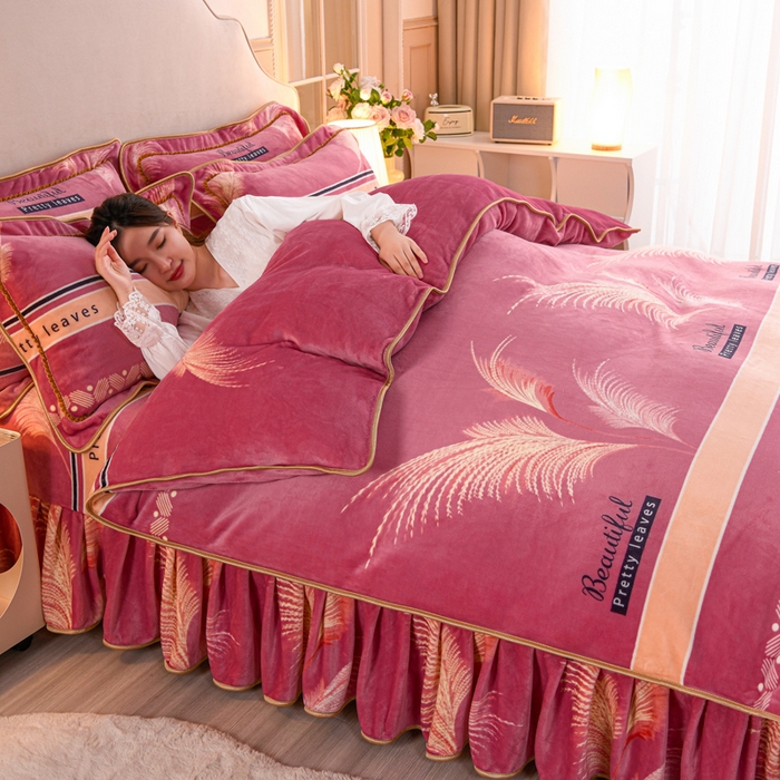 91家纺网 家纺一手货源 找家纺 羽梦2025新款8.5斤牛奶法莱绒金貂法兰绒四件套直播爆款梦羽-粉