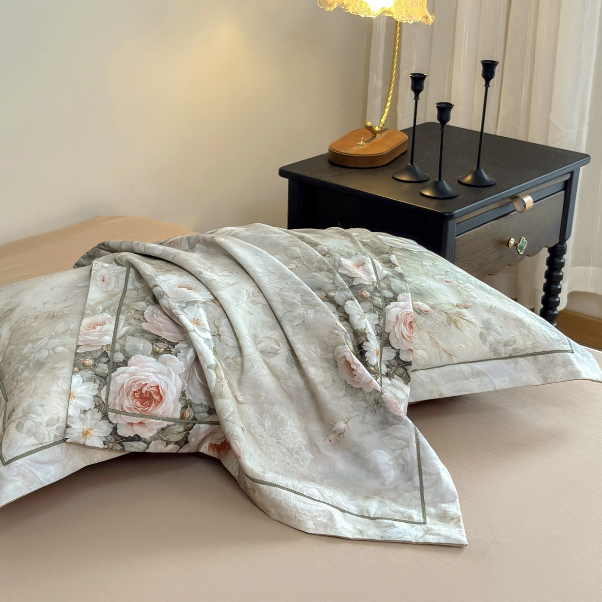 91家纺网 家纺一手货源 找家纺 未来家居 2025新款焕新南疆秋冬全棉加厚磨毛纯色印花四件套 满堂香-米