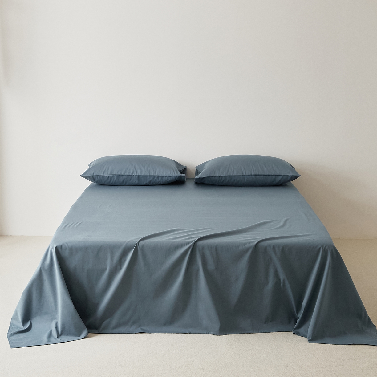 91家纺网 家纺一手货源 找家纺 EH家居 2025新款全棉磨毛纯色单床单-云栖系列 南菲蓝