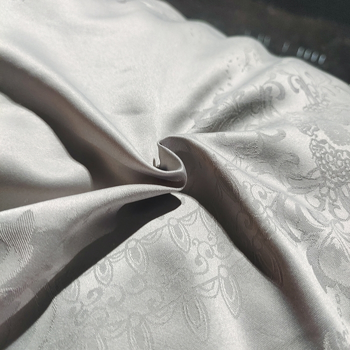 91家纺网 家纺一手货源 找家纺 金同成家纺 2025新款蚕丝被保暖被春秋冬季被子学生季婚庆拉链子母被被子被芯 自由灰