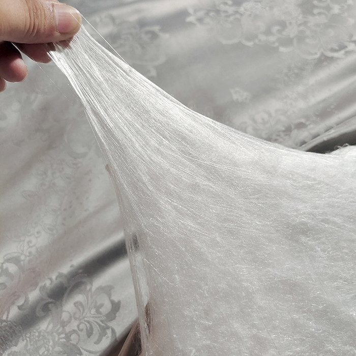 91家纺网 家纺一手货源 找家纺 金同成家纺 2025新款蚕丝被保暖被春秋冬季被子学生季婚庆拉链子母被被子被芯 自由灰