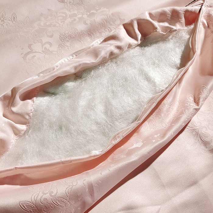 91家纺网 家纺一手货源 找家纺 金同成家纺 2025新款蚕丝被保暖被春秋冬季被子学生季婚庆拉链子母被被子被芯 吉祥玉