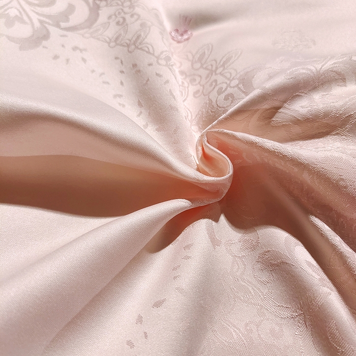 91家纺网 家纺一手货源 找家纺 金同成家纺 2025新款蚕丝被保暖被春秋冬季被子学生季婚庆拉链子母被被子被芯 吉祥玉