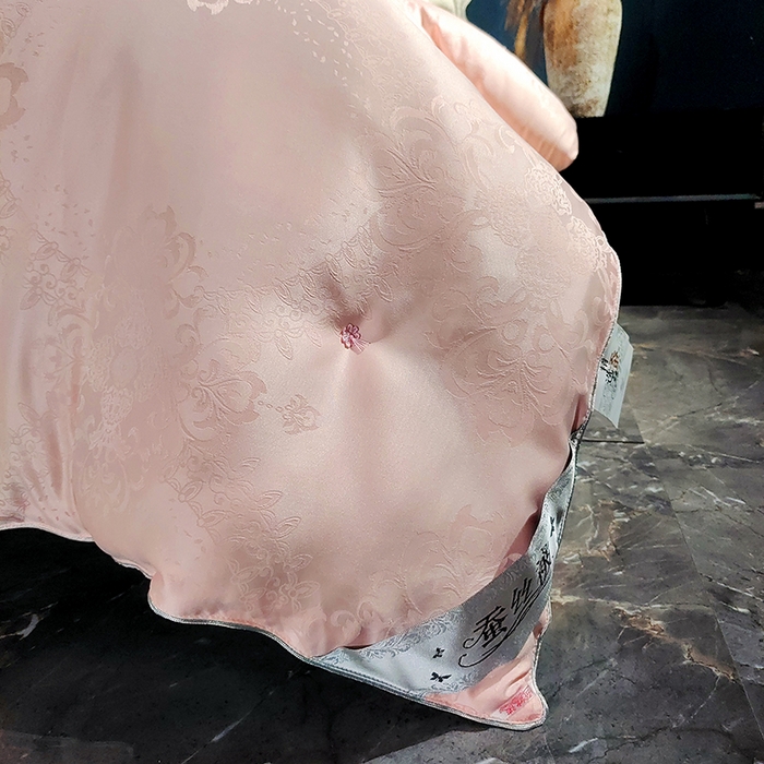 91家纺网 家纺一手货源 找家纺 金同成家纺 2025新款蚕丝被保暖被春秋冬季被子学生季婚庆拉链子母被被子被芯 吉祥玉