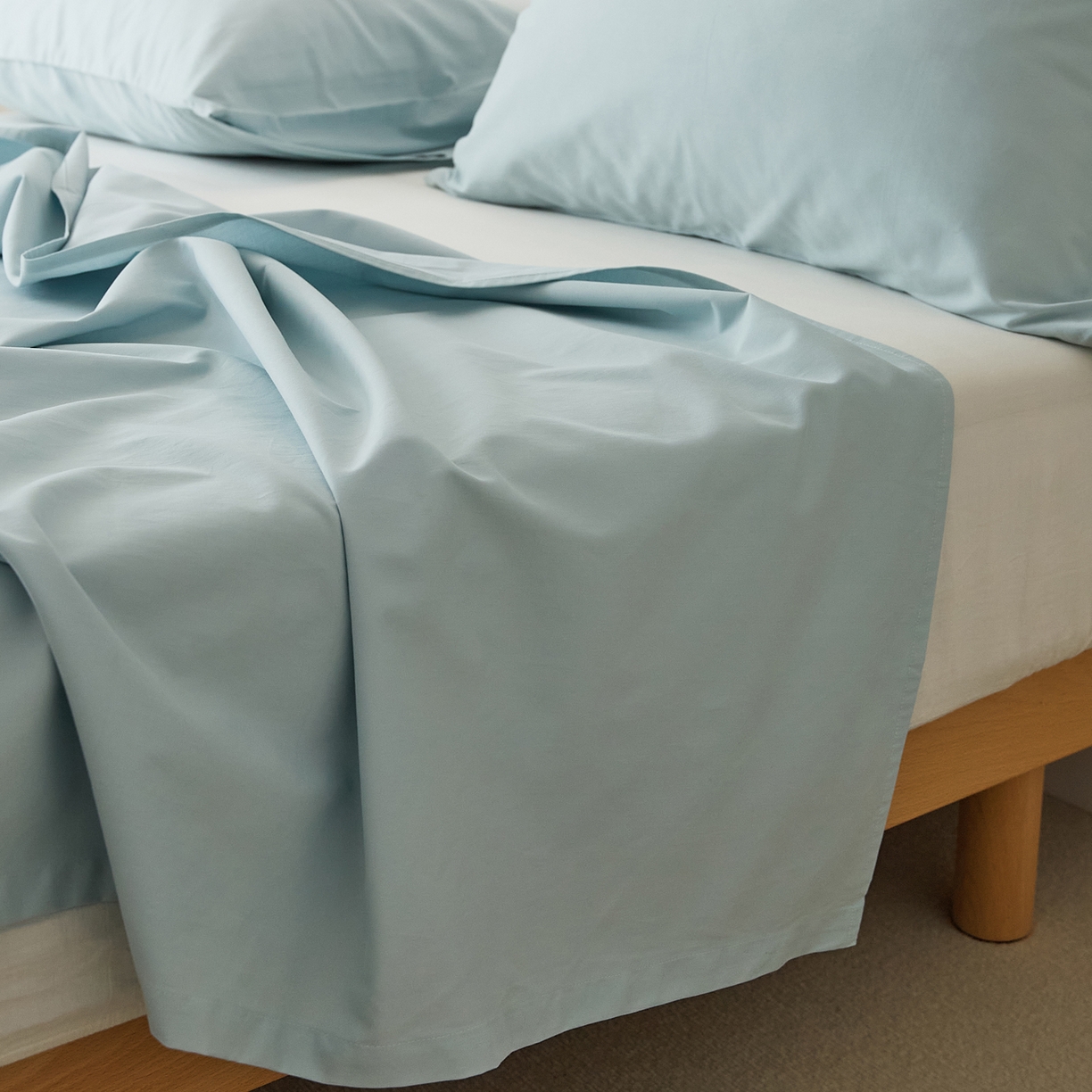 91家纺网 家纺一手货源 找家纺 EH家居 2025新款全棉磨毛纯色单床单-云栖系列 海蓝