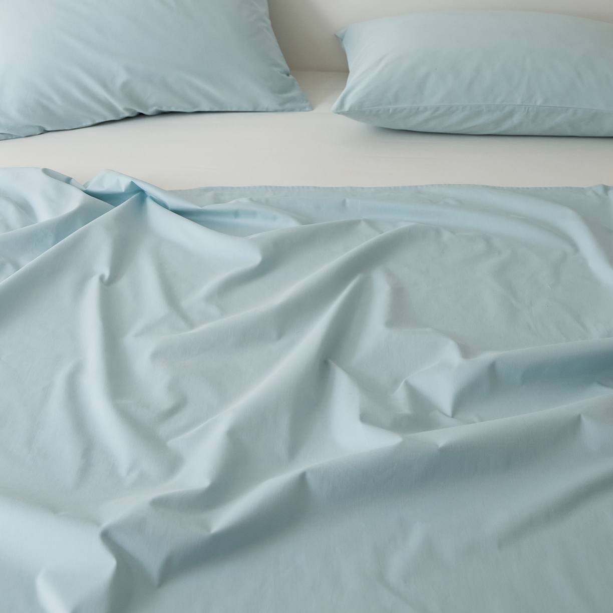 91家纺网 家纺一手货源 找家纺 EH家居 2025新款全棉磨毛纯色单床单-云栖系列 海蓝