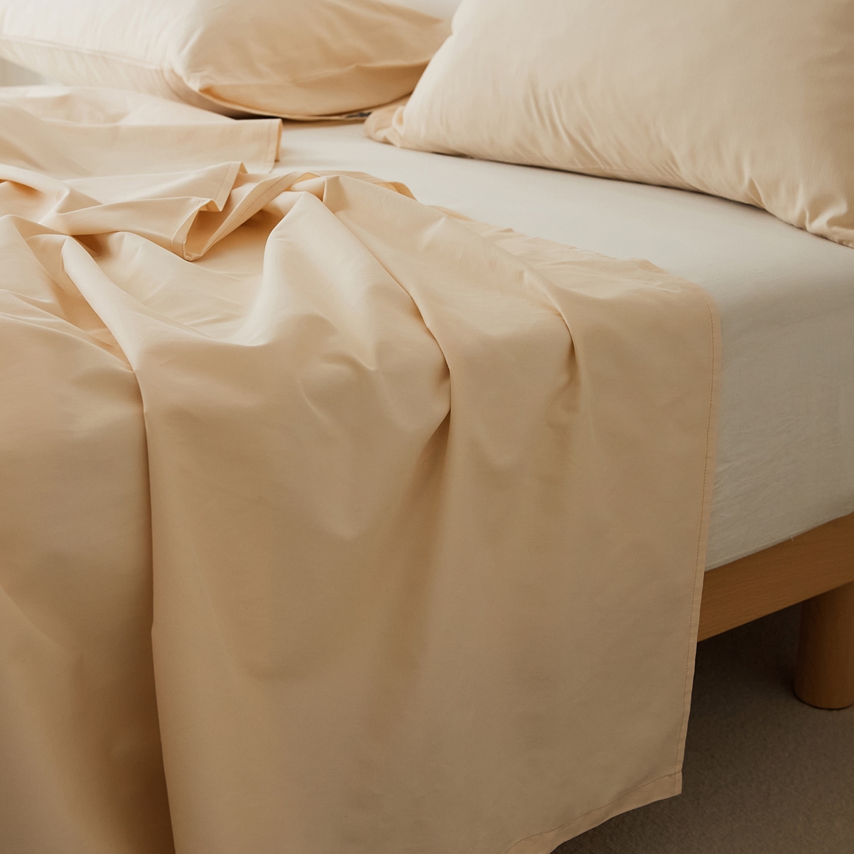 91家纺网 家纺一手货源 找家纺 EH家居 2025新款全棉磨毛纯色单床单-云栖系列 梨落