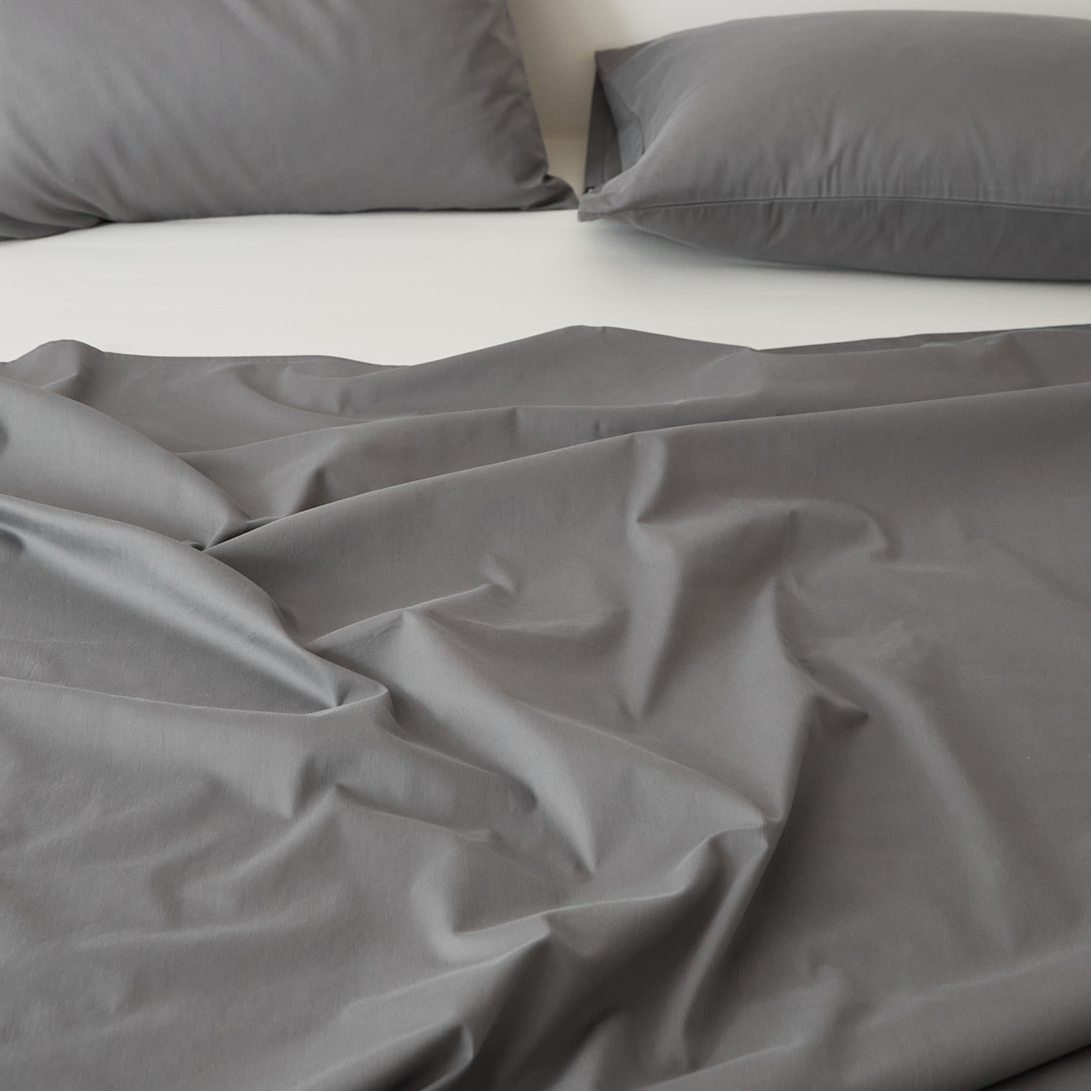 91家纺网 家纺一手货源 找家纺 EH家居 2025新款全棉磨毛纯色单床单-云栖系列 银河灰