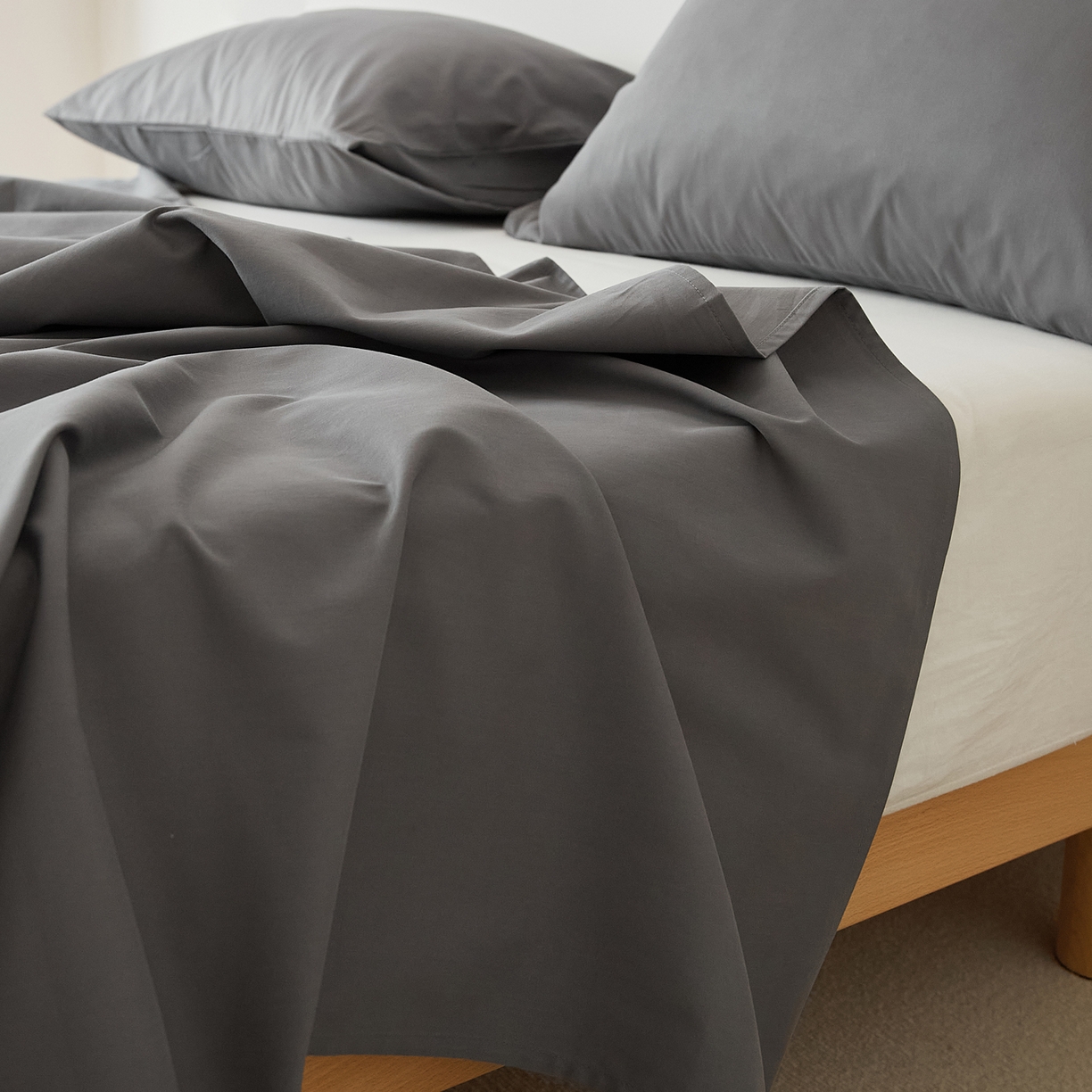 91家纺网 家纺一手货源 找家纺 EH家居 2025新款全棉磨毛纯色单床单-云栖系列 银河灰