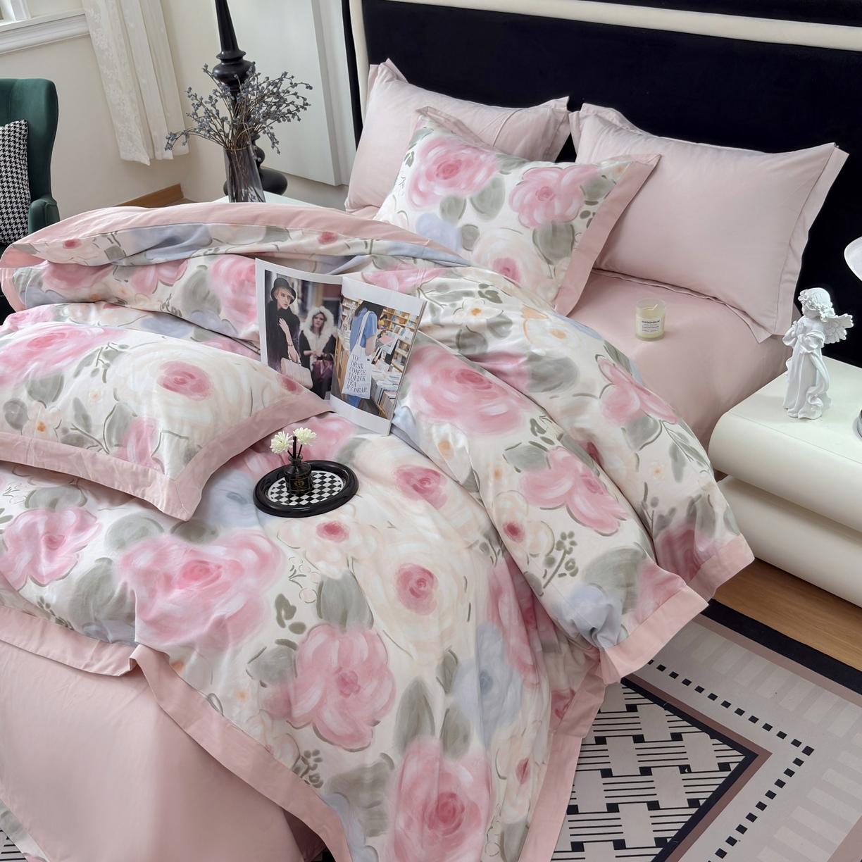 91家纺网 家纺一手货源 找家纺 未来家居 2025秋冬新款全棉超柔磨毛拼角宽边工艺款四件套 桃汐-粉