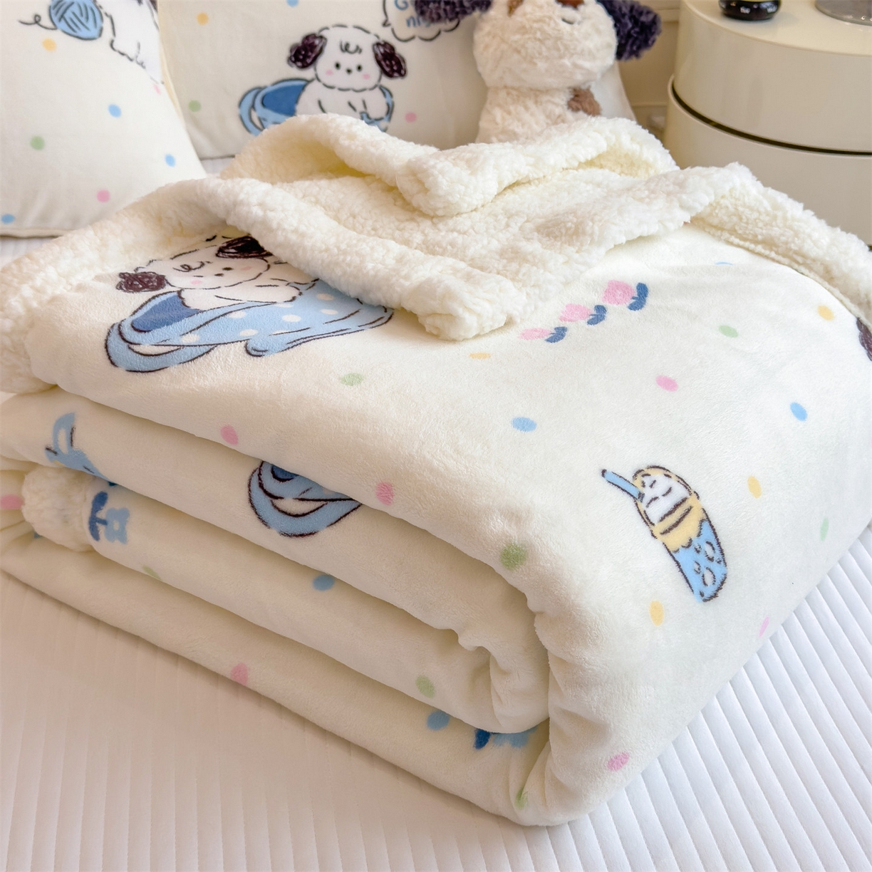 91家纺网 家纺一手货源 找家纺 （总）丝幔家纺 2025新款A类卡通牛奶绒毛毯多功能毯