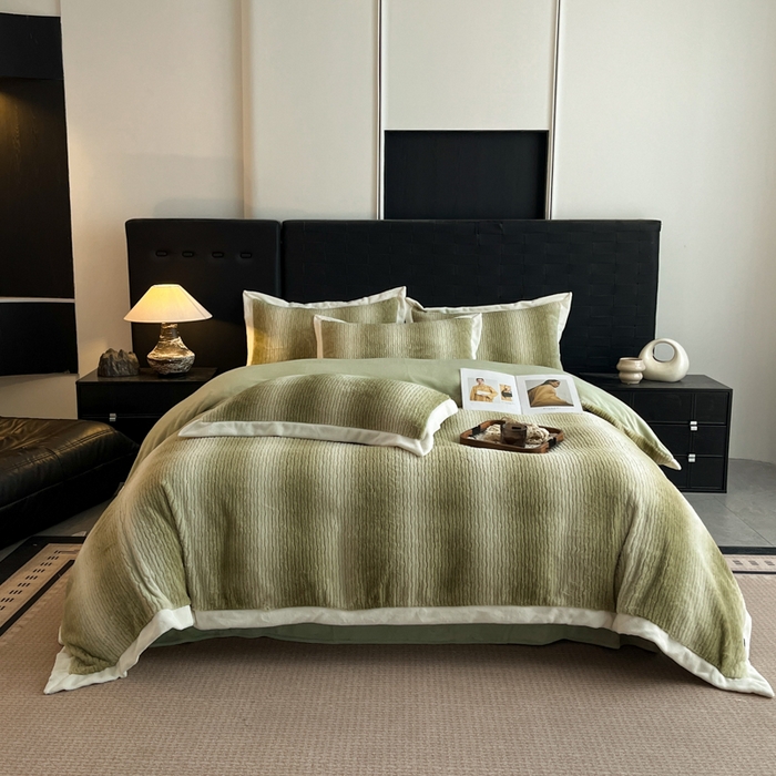 91家纺网 家纺一手货源 找家纺 （总）羽梦家纺 2025秋冬新品260克加厚全消光貂狐绒工艺款超保暖四件套