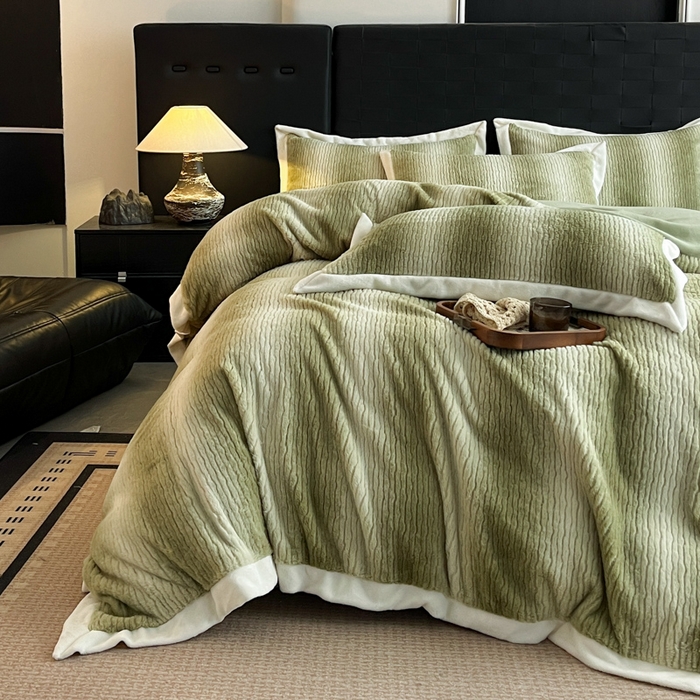 91家纺网 家纺一手货源 找家纺 （总）羽梦家纺 2025秋冬新品260克加厚全消光貂狐绒工艺款超保暖四件套