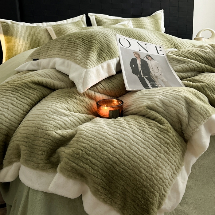 91家纺网 家纺一手货源 找家纺 （总）羽梦家纺 2025秋冬新品260克加厚全消光貂狐绒工艺款超保暖四件套