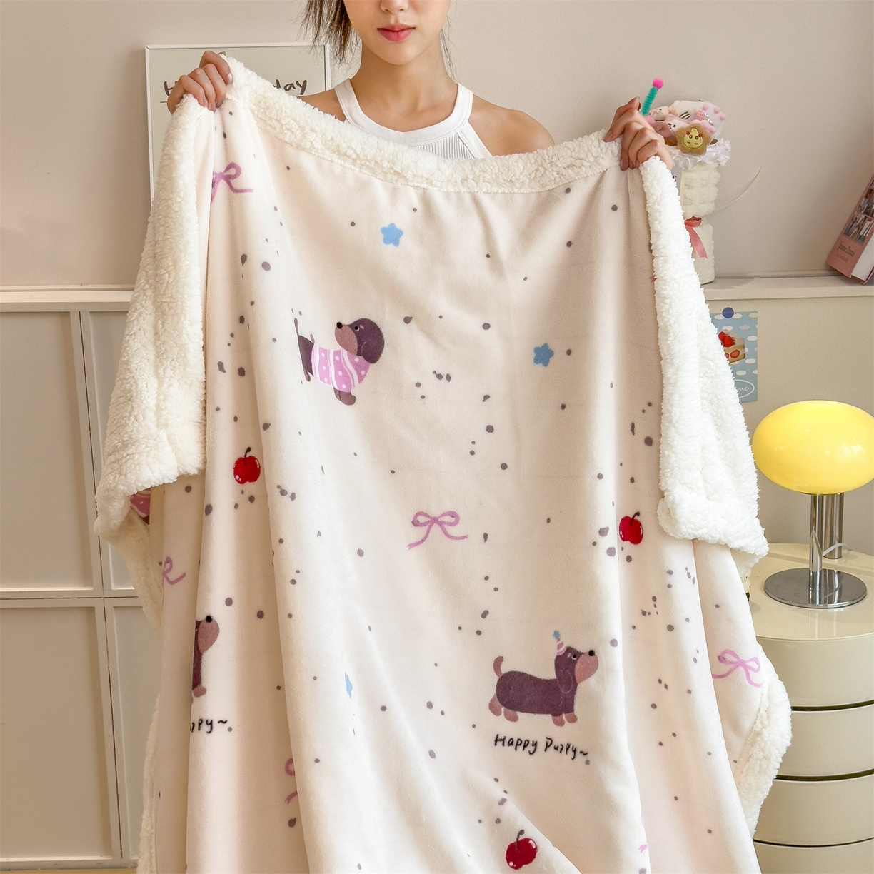 91家纺网 家纺一手货源 找家纺 丝幔家纺 2025新款A类卡通牛奶绒毛毯多功能毯 腊肠狗