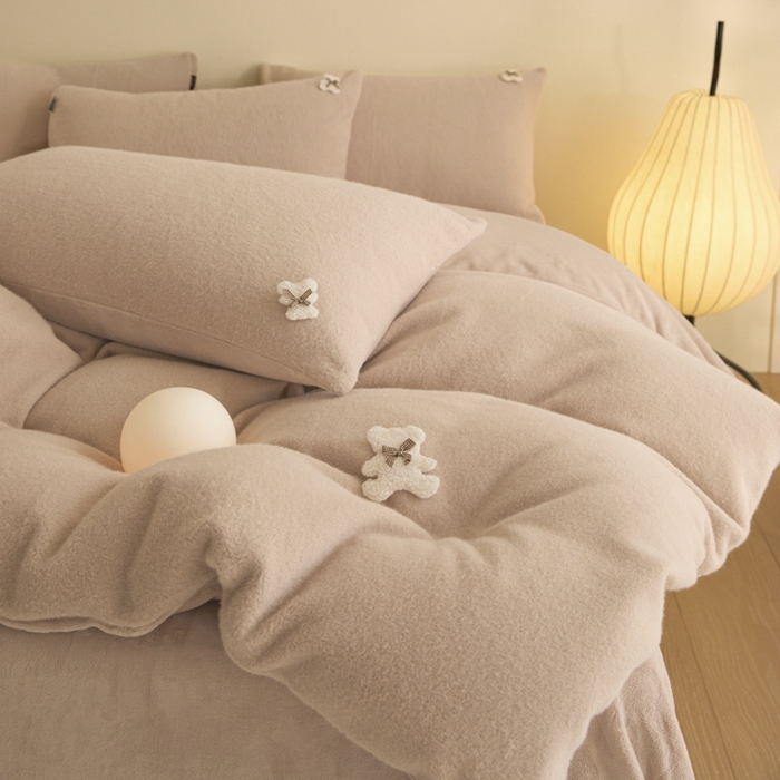 91家纺网 家纺一手货源 找家纺 羽梦家纺 2025新款260克加厚全消光糯米绒阳光绒加厚保暖四件套 糯米绒-卡其