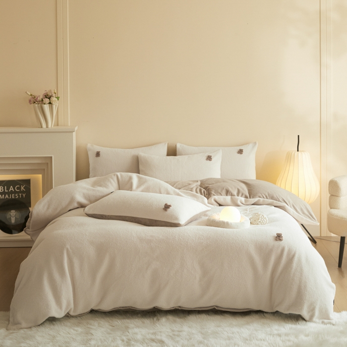 91家纺网 家纺一手货源 找家纺 羽梦家纺 2025新款260克加厚全消光糯米绒阳光绒加厚保暖四件套 糯米绒-奶白