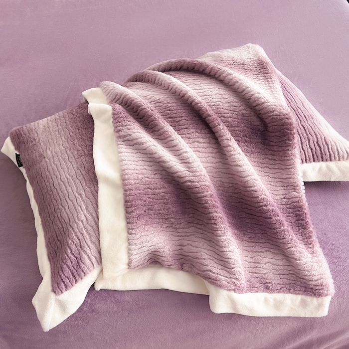 91家纺网 家纺一手货源 找家纺 羽梦家纺 2025秋冬新品260克加厚全消光貂狐绒工艺款超保暖四件套 九尾狐-紫色