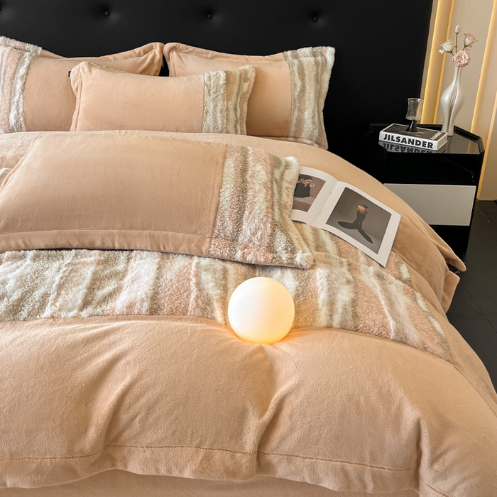 91家纺网 家纺一手货源 找家纺 （总）羽梦家纺 2025新款260克加厚全消光皮草款阳光绒轻奢四件套