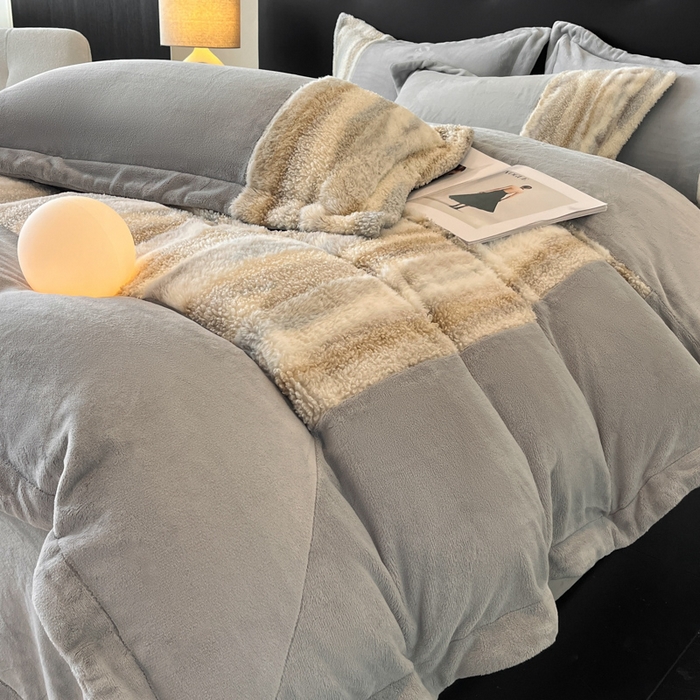 91家纺网 家纺一手货源 找家纺 羽梦家纺 2025新款260克加厚全消光皮草款阳光绒轻奢四件套 托斯卡纳-暗灰