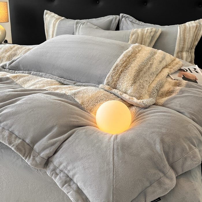 91家纺网 家纺一手货源 找家纺 羽梦家纺 2025新款260克加厚全消光皮草款阳光绒轻奢四件套 托斯卡纳-暗灰