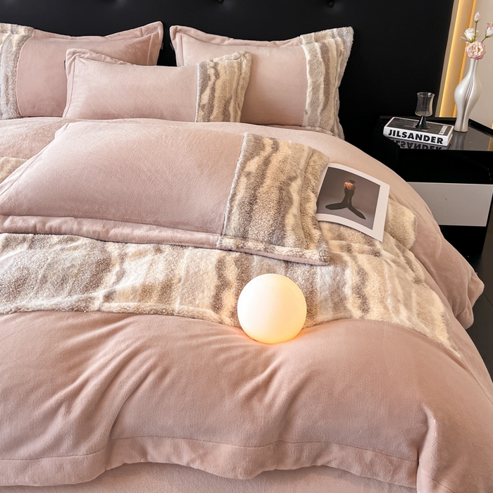 91家纺网 家纺一手货源 找家纺 羽梦家纺 2025新款260克加厚全消光皮草款阳光绒轻奢四件套 托斯卡纳-暗粉