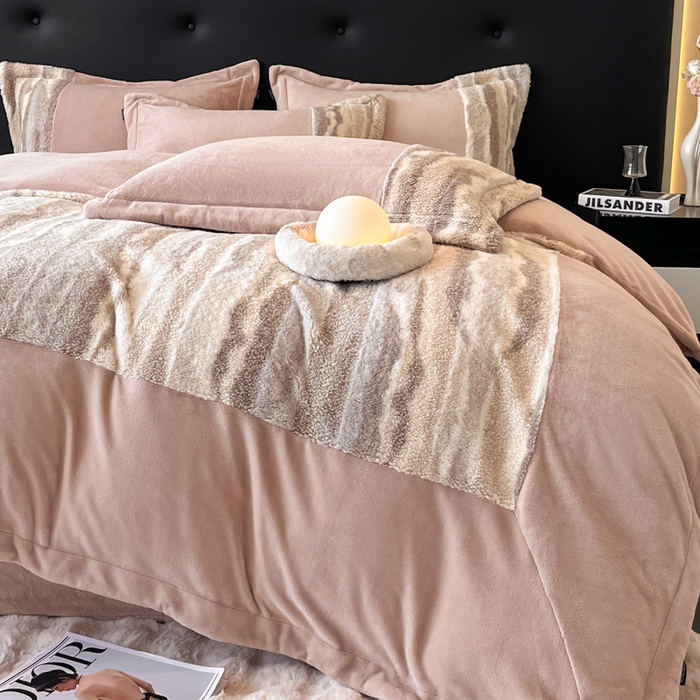 91家纺网 家纺一手货源 找家纺 羽梦家纺 2025新款260克加厚全消光皮草款阳光绒轻奢四件套 托斯卡纳-暗粉