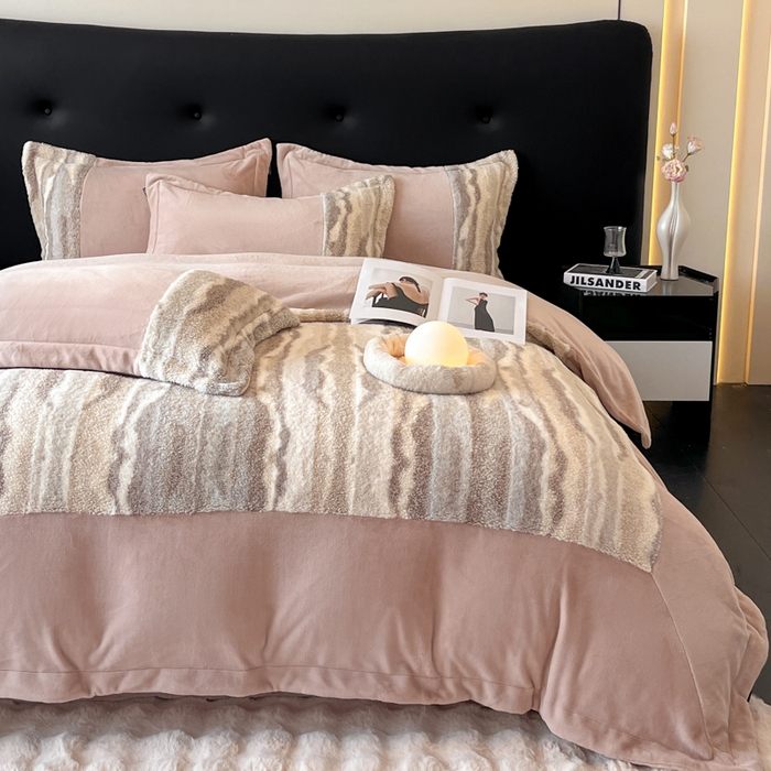 91家纺网 家纺一手货源 找家纺 羽梦家纺 2025新款260克加厚全消光皮草款阳光绒轻奢四件套 托斯卡纳-暗粉