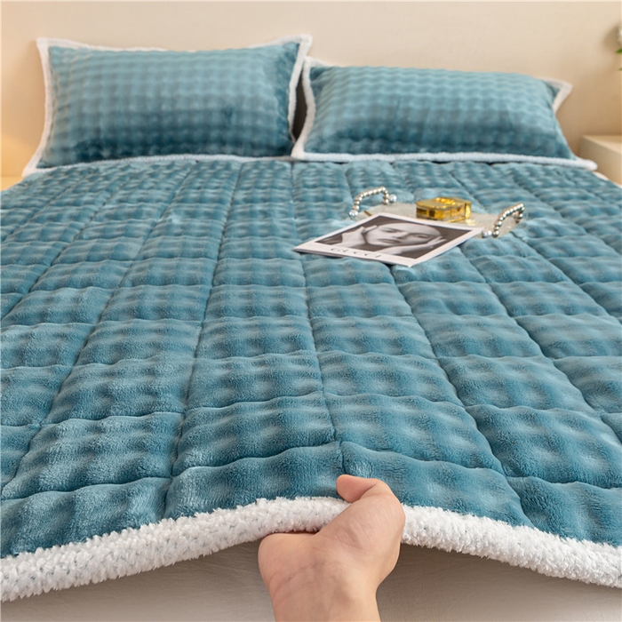 91家纺网 家纺一手货源 找家纺 正邦家纺 2025新款泡泡绒床褥床垫 湖蓝