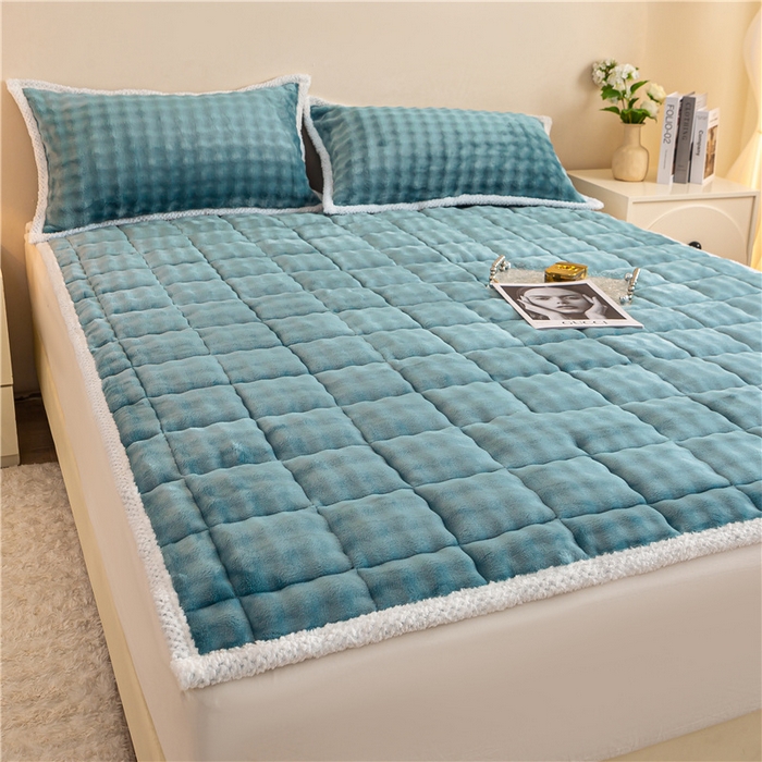 91家纺网 家纺一手货源 找家纺 正邦家纺 2025新款泡泡绒床褥床垫 湖蓝