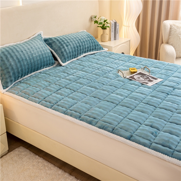 91家纺网 家纺一手货源 找家纺 正邦家纺 2025新款泡泡绒床褥床垫 湖蓝