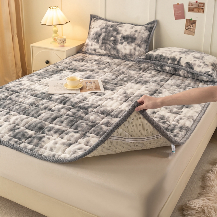 91家纺网 家纺一手货源 找家纺 正邦家纺 2025新款泡泡绒床褥床垫 渐变灰