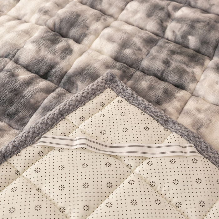 91家纺网 家纺一手货源 找家纺 正邦家纺 2025新款泡泡绒床褥床垫 渐变灰