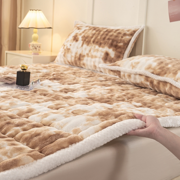 91家纺网 家纺一手货源 找家纺 正邦家纺 2025新款泡泡绒床褥床垫 渐变咖