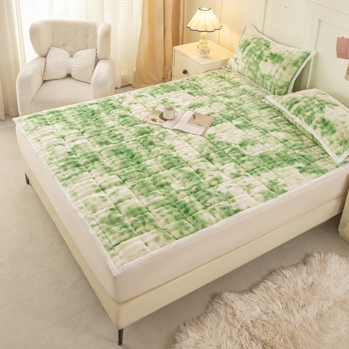 91家纺网 家纺一手货源 找家纺 正邦家纺 2025新款泡泡绒床褥床垫 渐变绿