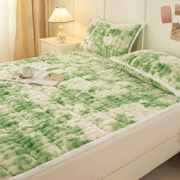 91家纺网 家纺一手货源 找家纺 正邦家纺 2025新款泡泡绒床褥床垫 渐变绿