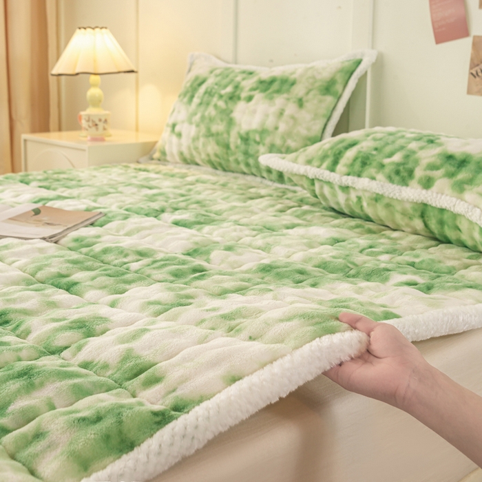 91家纺网 家纺一手货源 找家纺 正邦家纺 2025新款泡泡绒床褥床垫 渐变绿