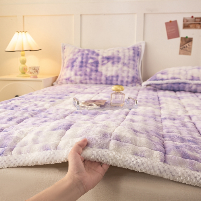 91家纺网 家纺一手货源 找家纺 正邦家纺 2025新款泡泡绒床褥床垫 渐变紫