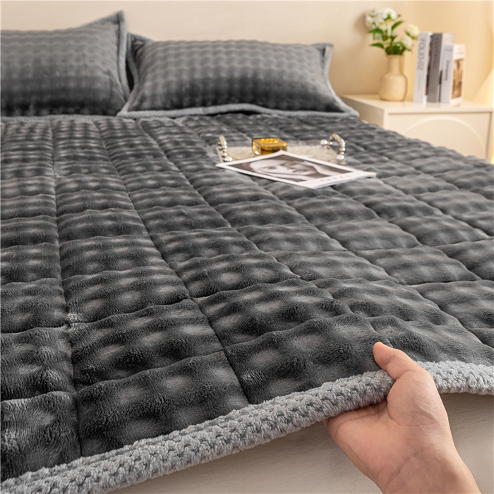 91家纺网 家纺一手货源 找家纺 正邦家纺 2025新款泡泡绒床褥床垫 深灰