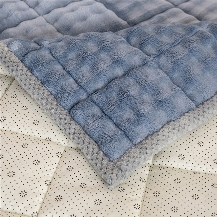 91家纺网 家纺一手货源 找家纺 正邦家纺 2025新款泡泡绒床褥床垫 雾蓝