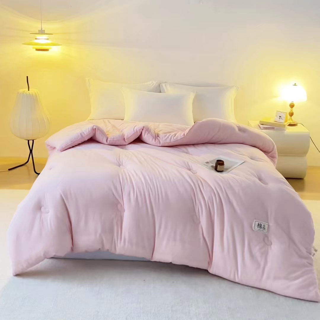 91家纺网 家纺一手货源 找家纺 天瑜家纺 2025新款全棉纯棉纱布大豆被被子被芯 粉色